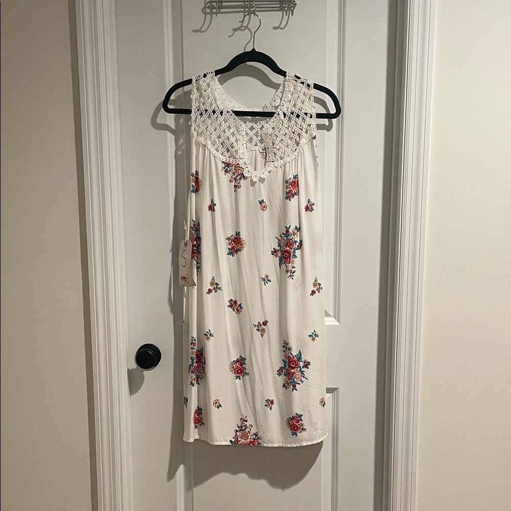 Floral Sleeveless Dress with Lace Detail